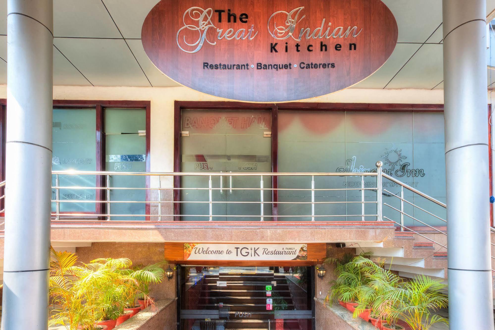 Treebo Shivam Inn Near Singapore Mall Lucknow Extérieur photo
