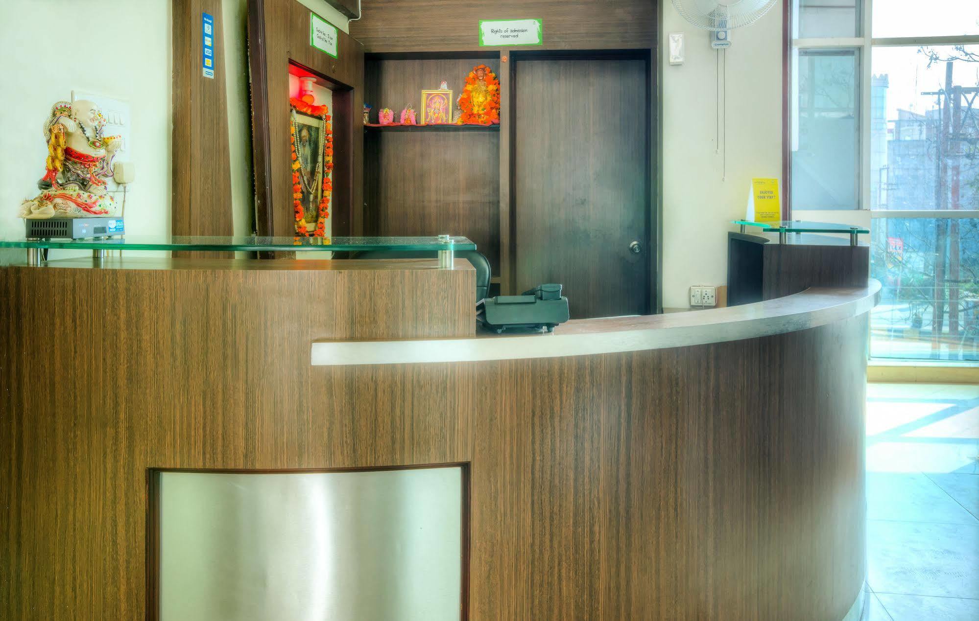 Treebo Shivam Inn Near Singapore Mall Lucknow Extérieur photo